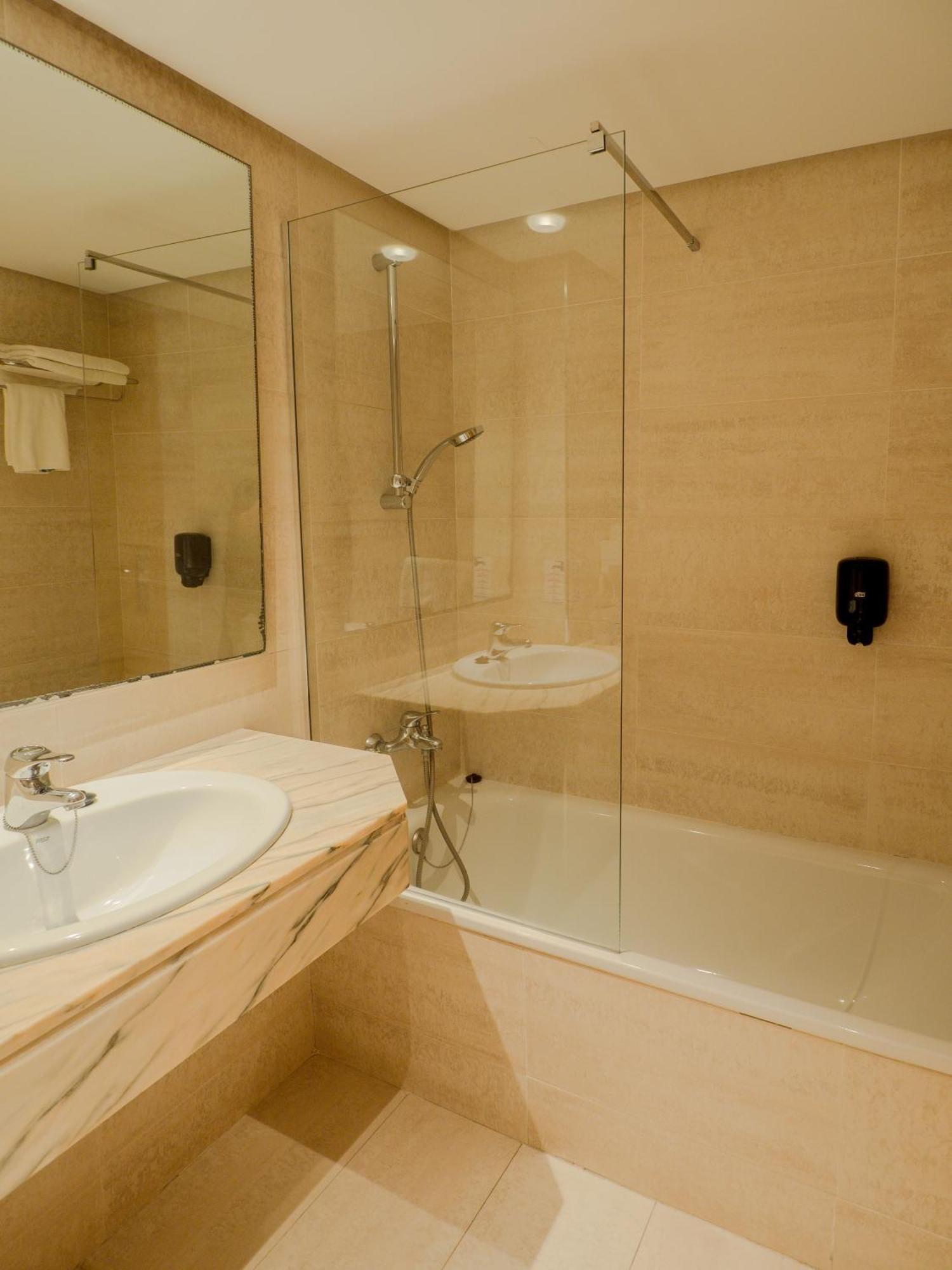 Hotel Santa Maria Playa Cala Millor  Εξωτερικό φωτογραφία